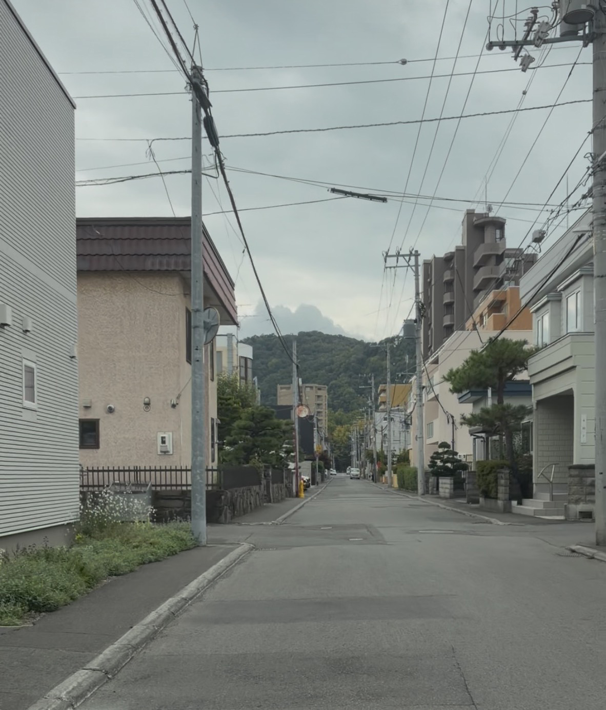 ベルフルール宮の森VIP店駐車場②
